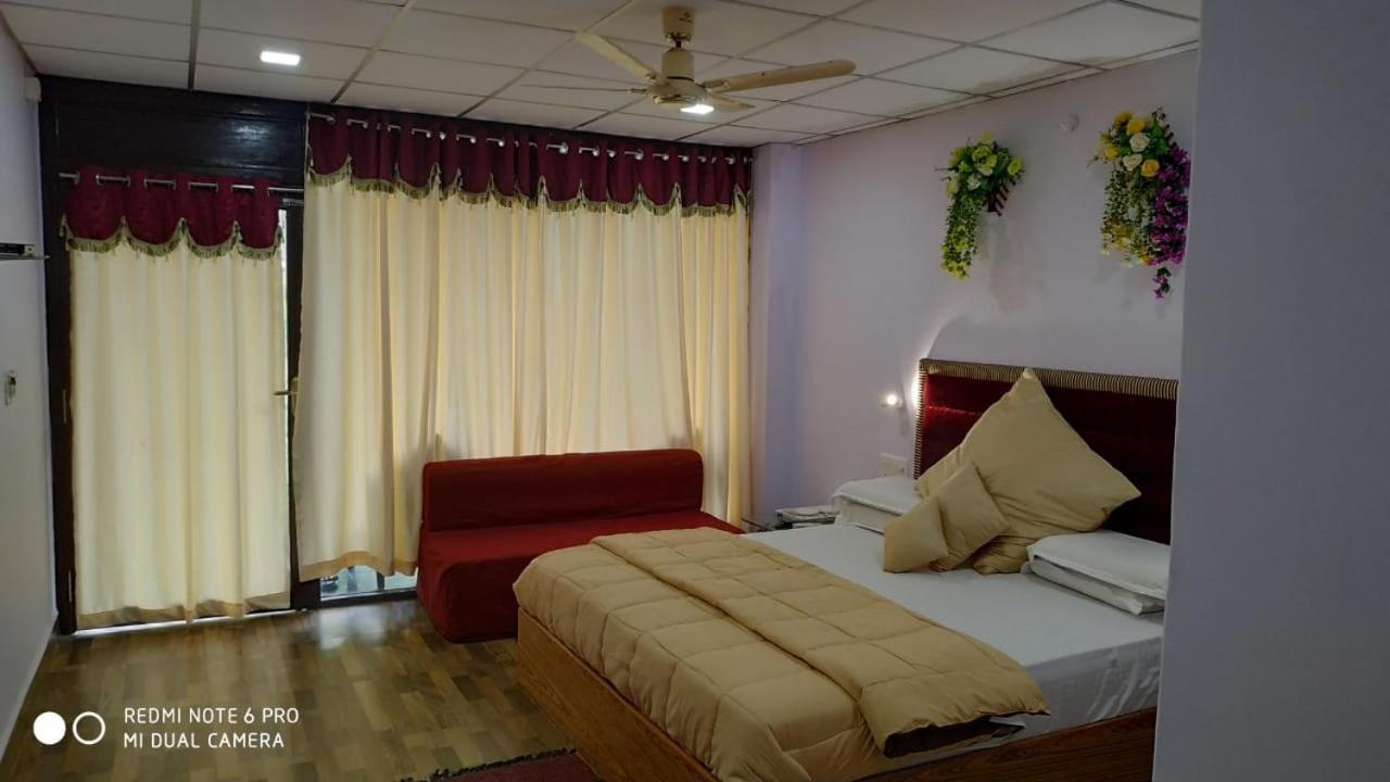 Coconhuts Beach Resort Lakshmanpur Exterior photo