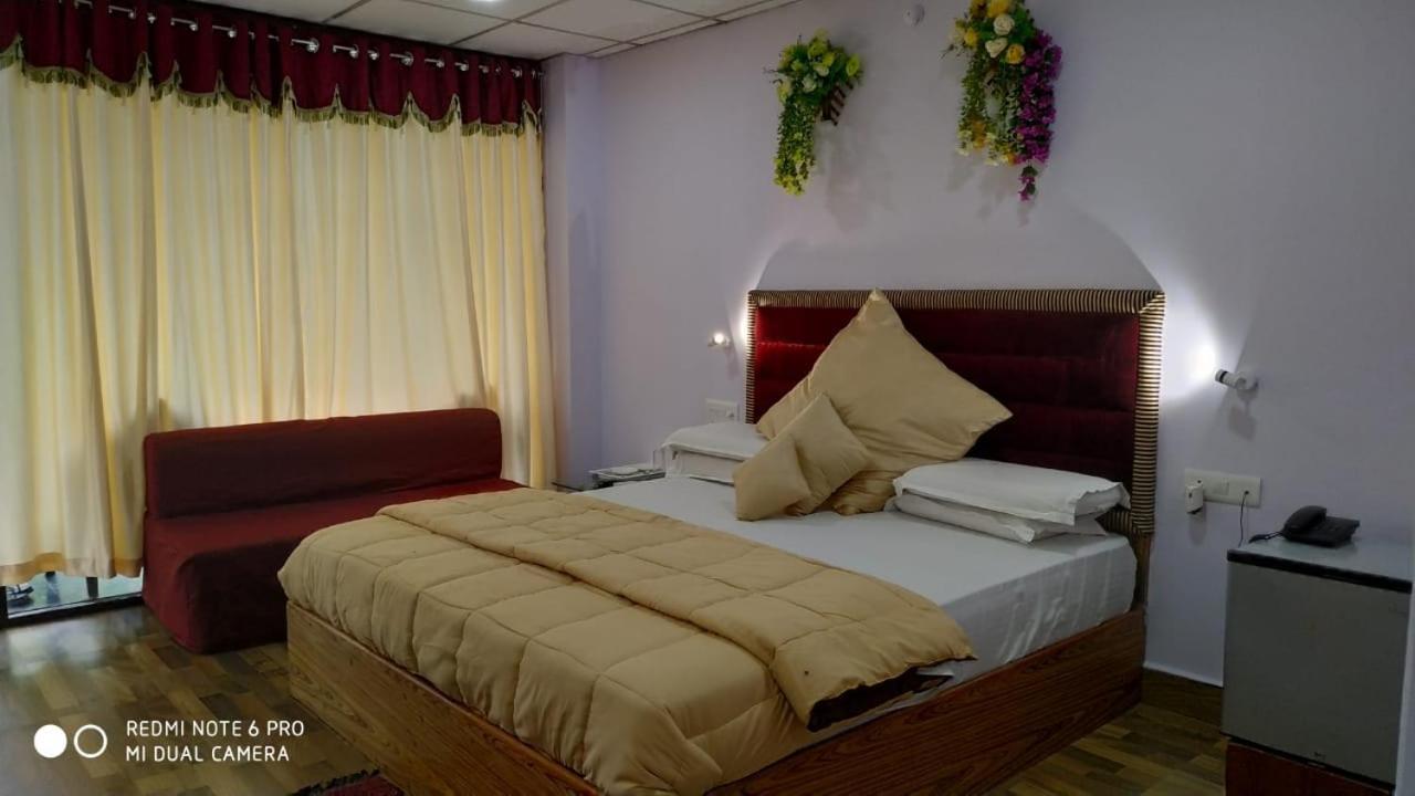 Coconhuts Beach Resort Lakshmanpur Exterior photo